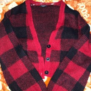 women’s cropped button up sweater